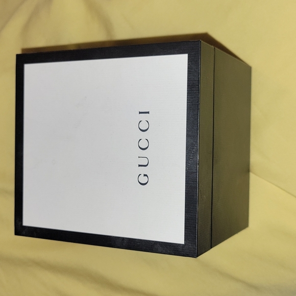 Silver Bracelet style Gucci watch - Picture 4 of 4